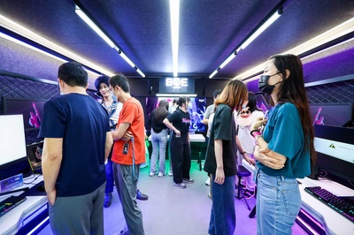刷新电竞显示新高度,京东方构建“电竞生态”对话5亿玩家
